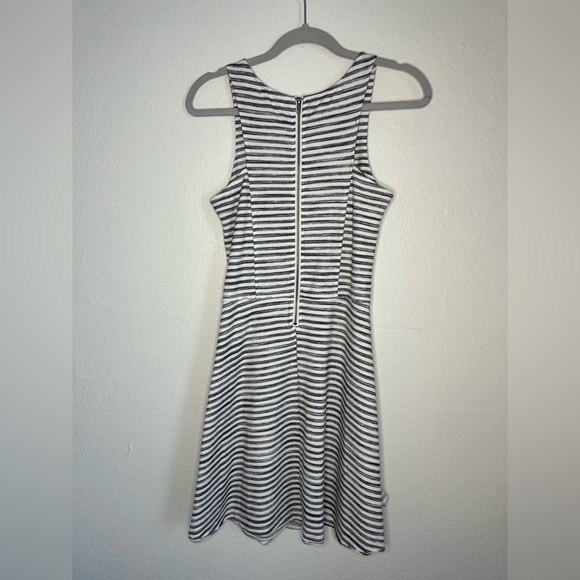 Thyme & Honey Black & White Striped Fit & Flare Tank Dress – Size S - Picture 4 of 4